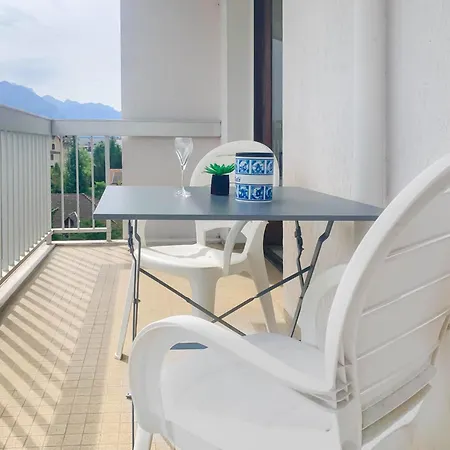 Kusmi Piscine Proche Du *