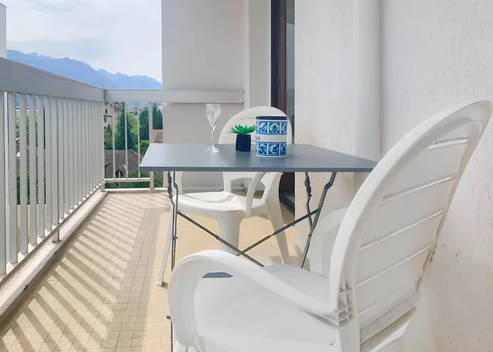 Kusmi Piscine Proche Du *